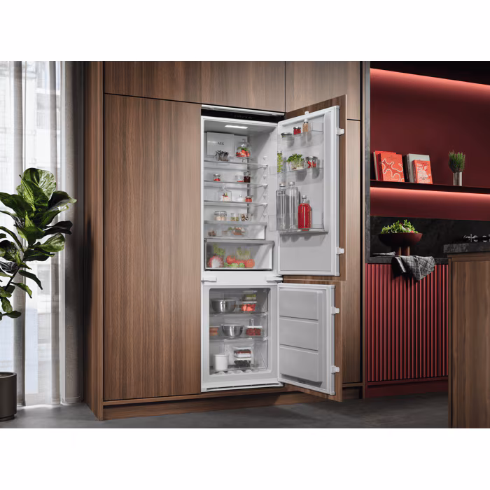AEG NSC7C181DS Kühl- / Gefrierkombination